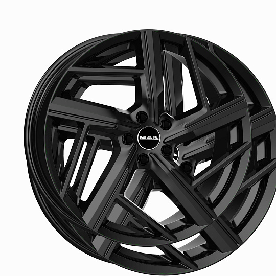 MAK QVATTRO 8x18